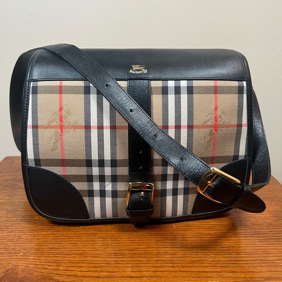 Burberry Handbags - Authentic Vintage Burberry Burberrys Nova Check Crossbody Bag